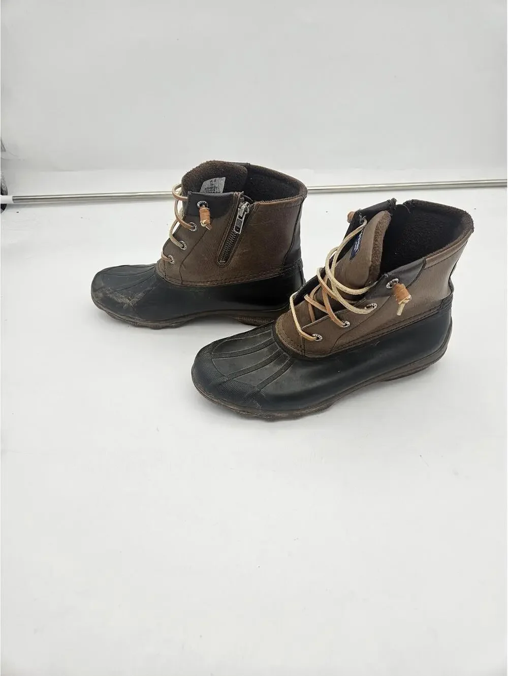 Sperry good faux